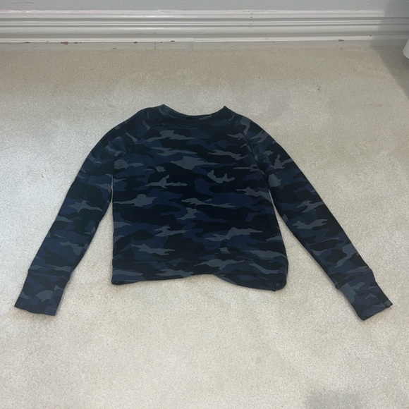 Athleta long sleeve shirt - Picture 1 of 3